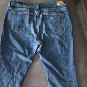 Levi's Women's Classic Straight Leg Denim Jeans